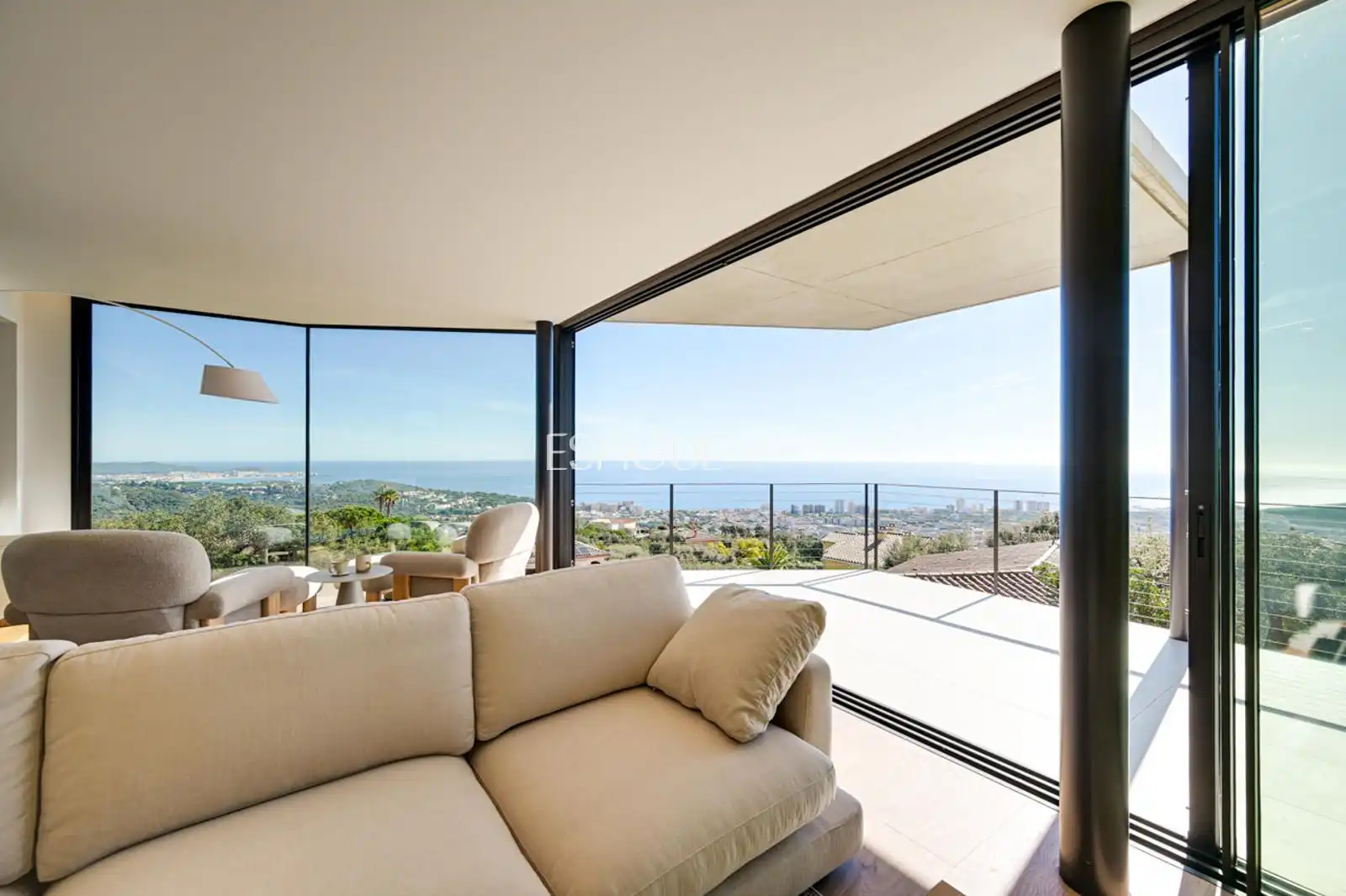 Sala d'estar de Casa o xalet en venda en Castell d'Aro, Platja d'Aro i s'Agaró amb Aire condicionat, Calefacció i Piscina