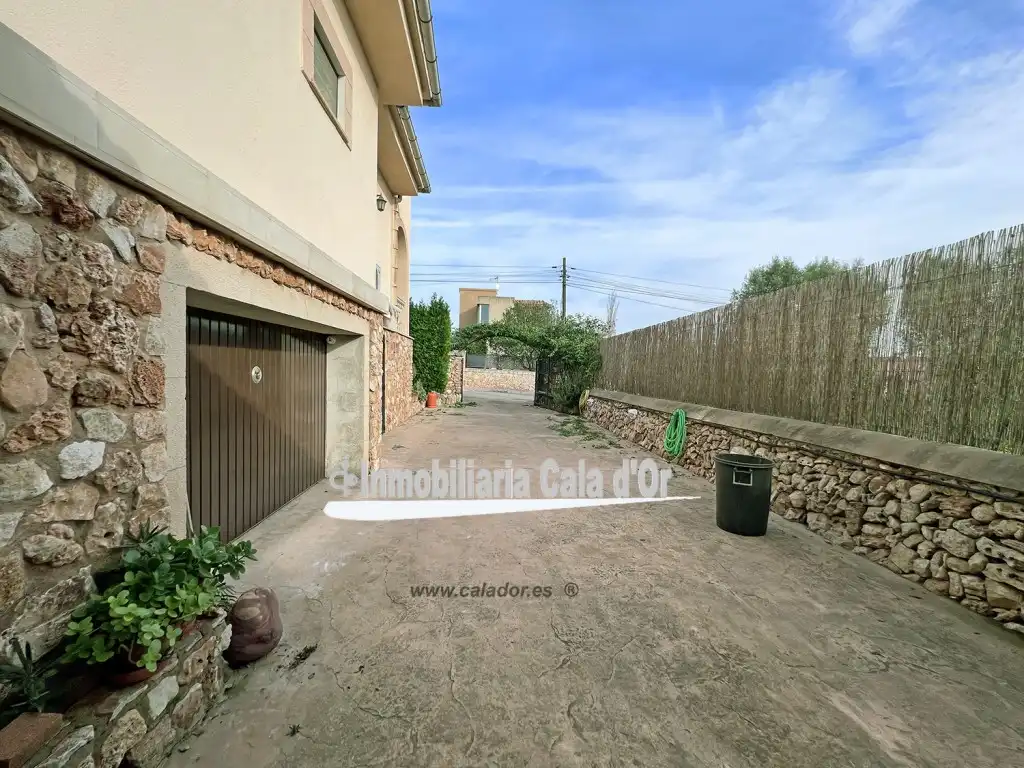 Vista exterior de Casa o xalet en venda en Felanitx amb Aire condicionat, Calefacció i Terrassa
