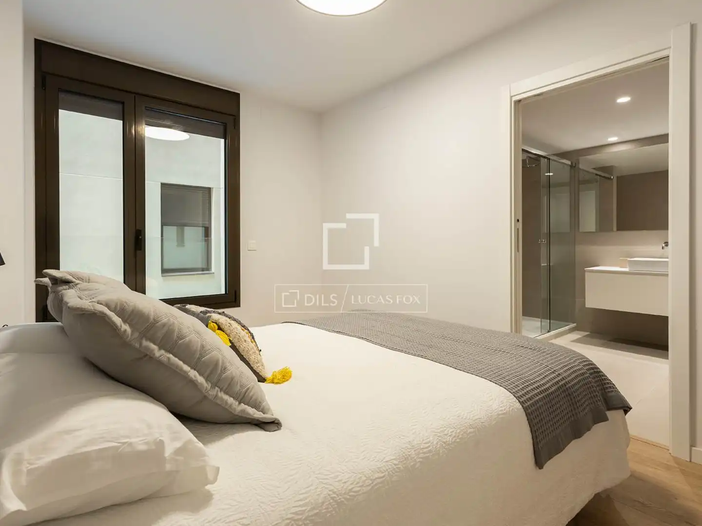 Bedroom of Flat for sale in Barcelona  with Air Conditioner, Heating and Terrace