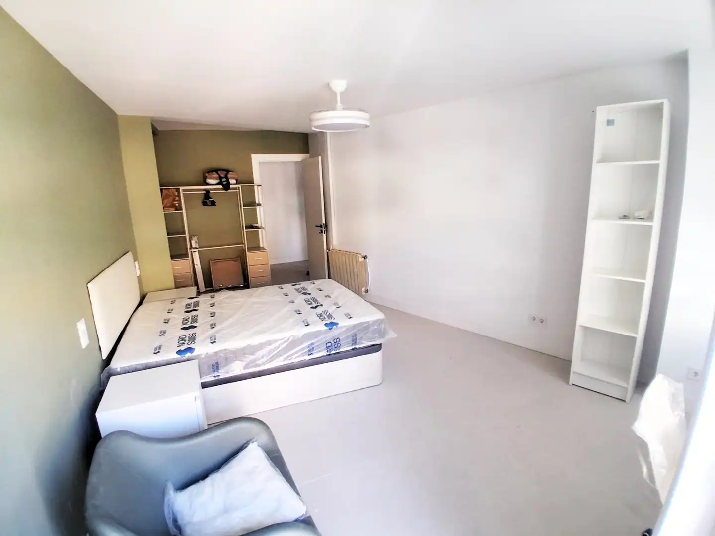Habitación en Calle San Juan de Dios, 39, Centro - Sagrario