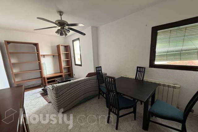 Piso en Alquiler en Calle de Alvarado, . en Bellas Vistas