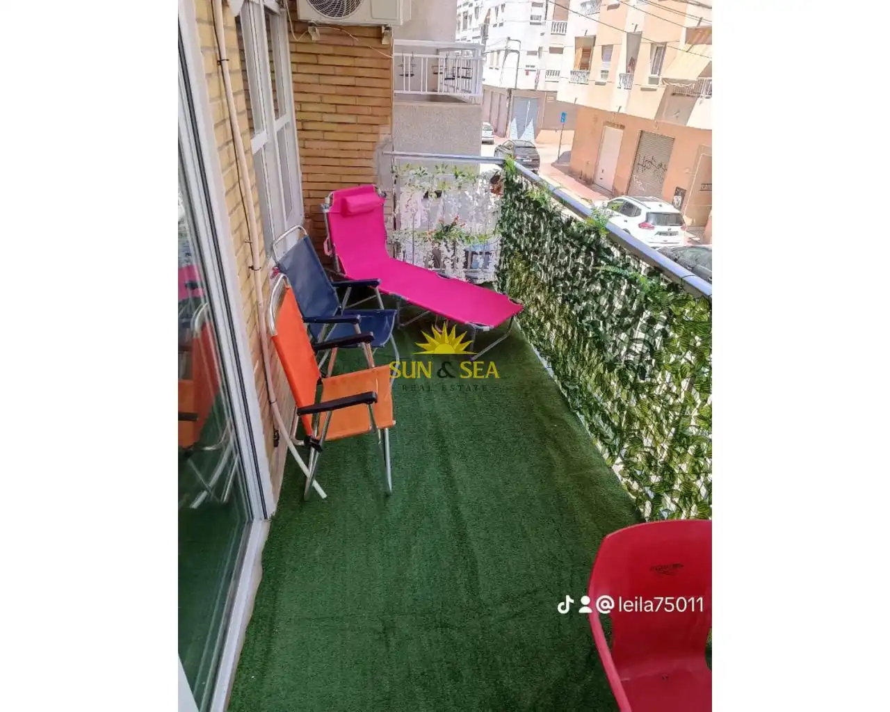 Terrassa de Apartament de lloguer en Torrevieja amb Aire condicionat, Calefacció i Moblat