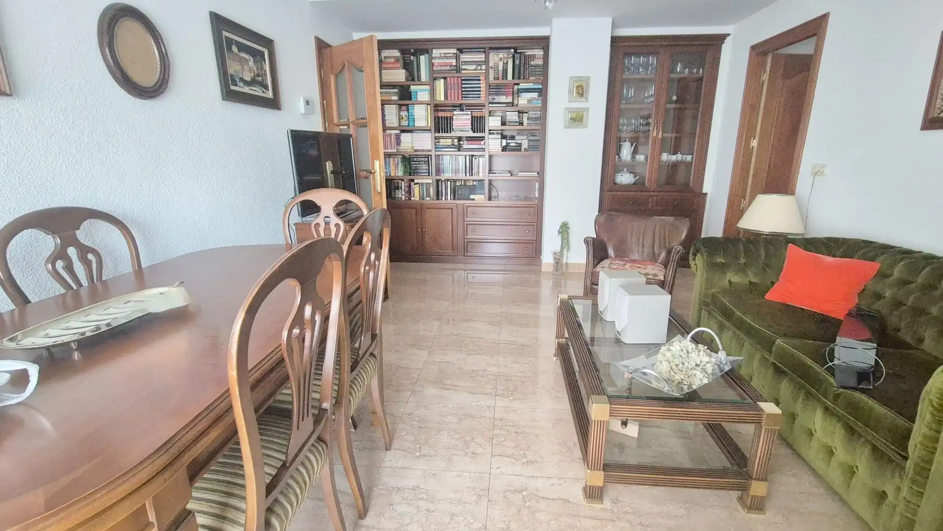 Living room of Flat for sale in Salamanca  with Heating and Balcony