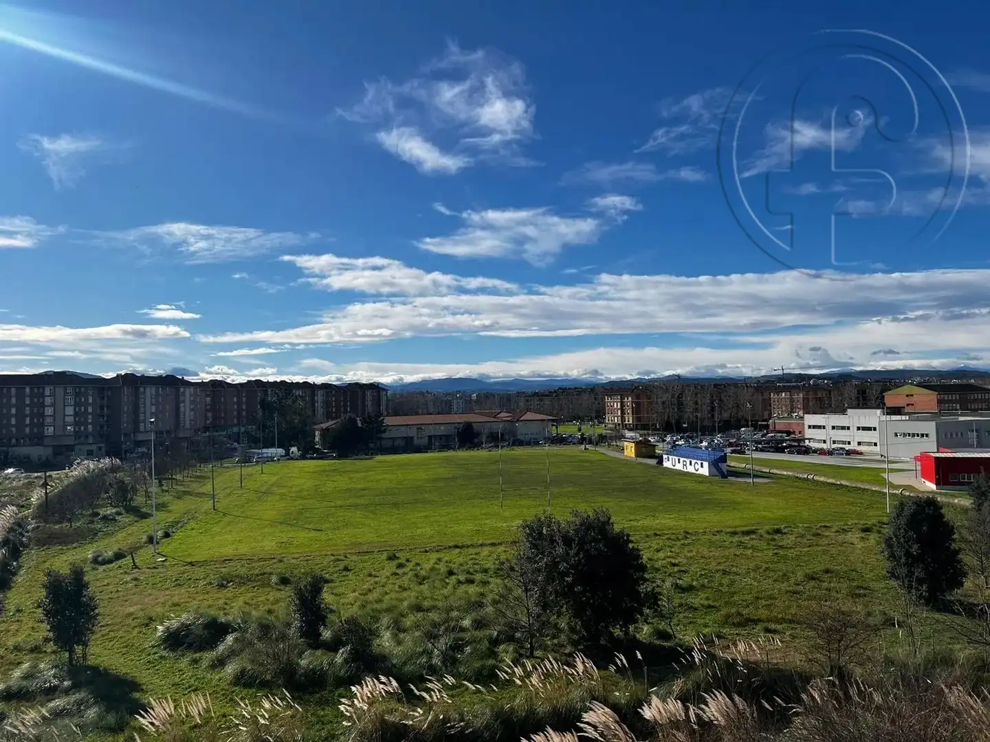 Vista exterior de Pis en venda en Santander amb Balcó