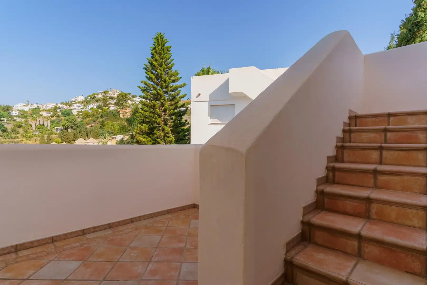 Detached house with terrace for sale in Calle Calle Naranjo, Monte de los Almendros, imagen 50