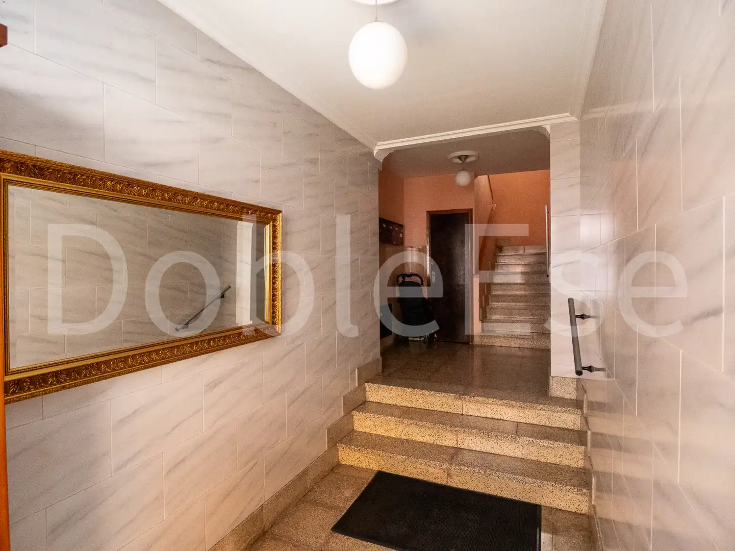 Piso en venta en Gijón  con Calefacción, Terraza y Trastero