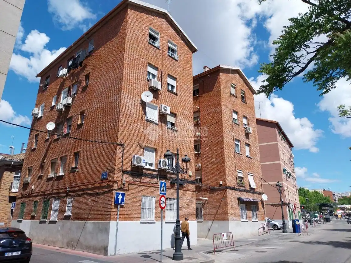 Vista exterior de Piso en venta en Móstoles con Aire acondicionado y Calefacción