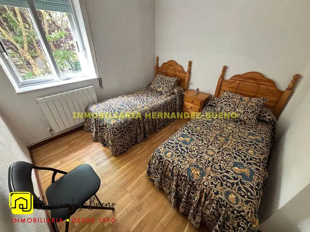 Habitación de Piso en venta en Salamanca con Calefacción, Trastero y Amueblado
