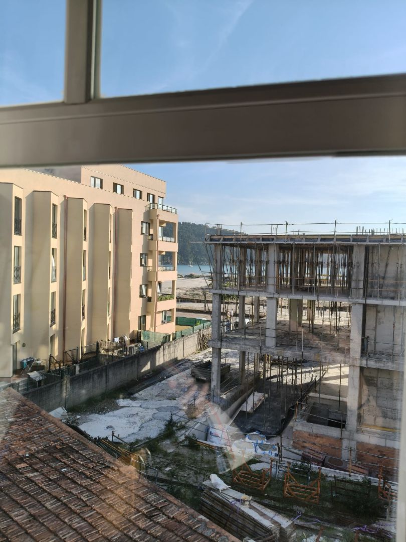 Exterior view of Flat for sale in Cedeira  with Furnished, Oven and Washing machine