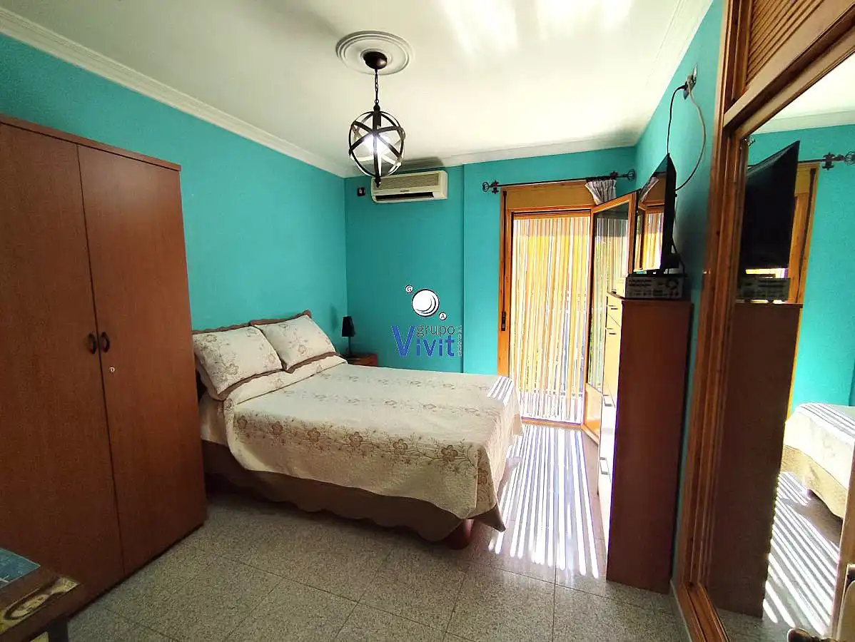 Bedroom of Houses for sale in Sevilla  with Terrace and Balcony