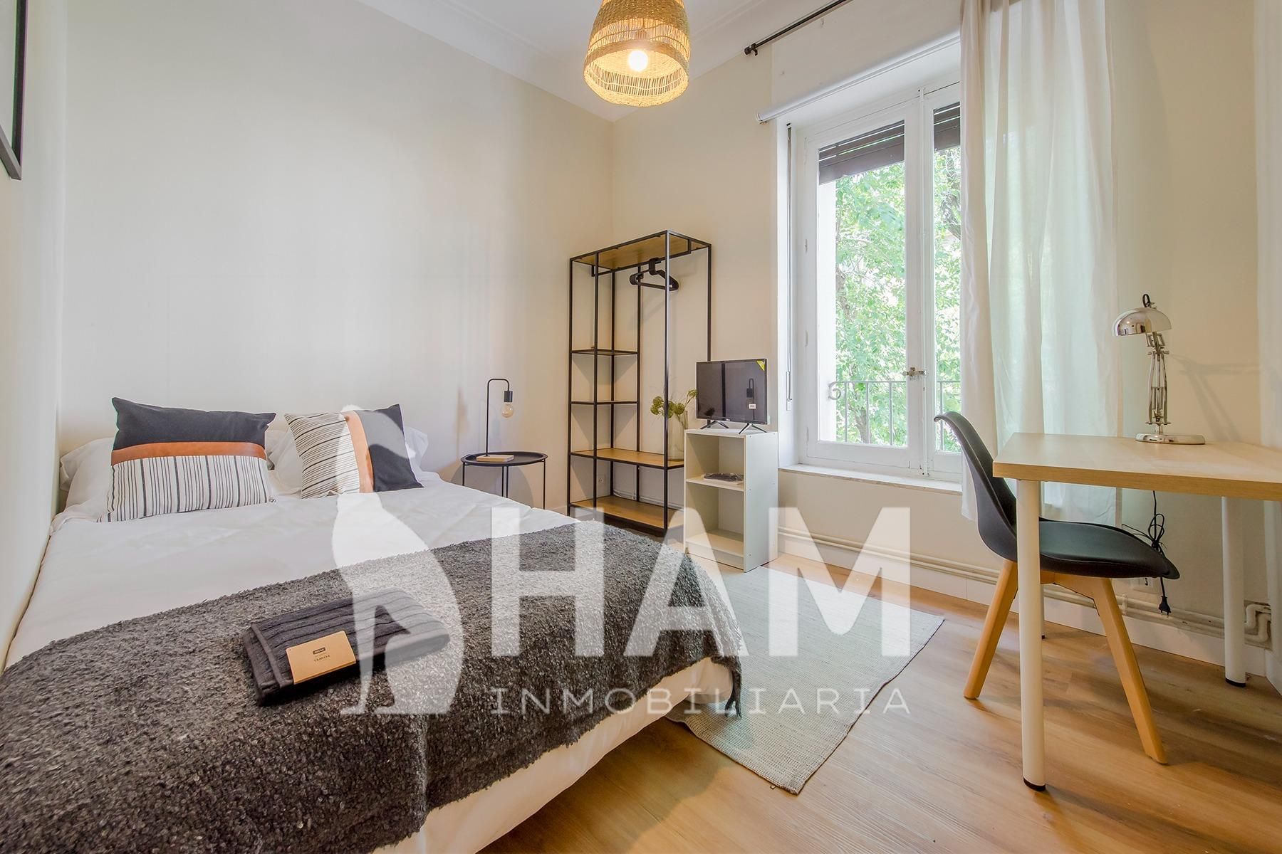 Bedroom of Planta baja for sale in  Madrid Capital  with Heating