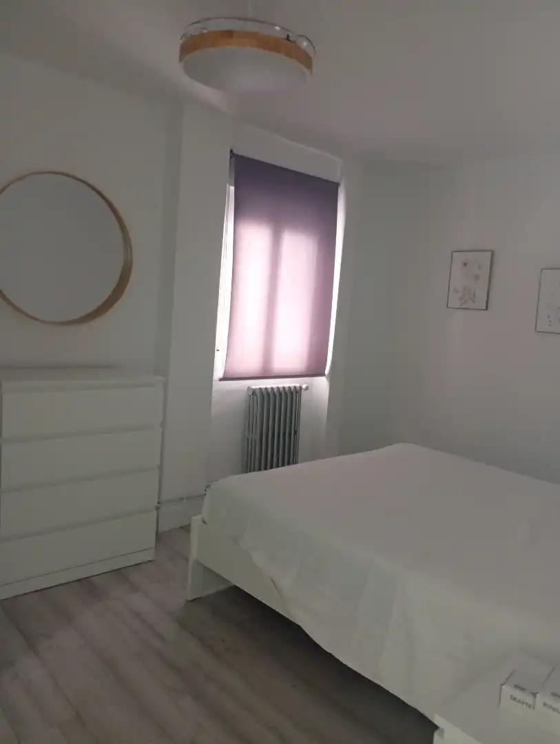 Habitación de Piso de alquiler en Jaén con Aire acondicionado, Calefacción y Terraza