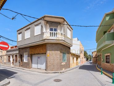 Adossat en venda a Calle Huertos Los 17