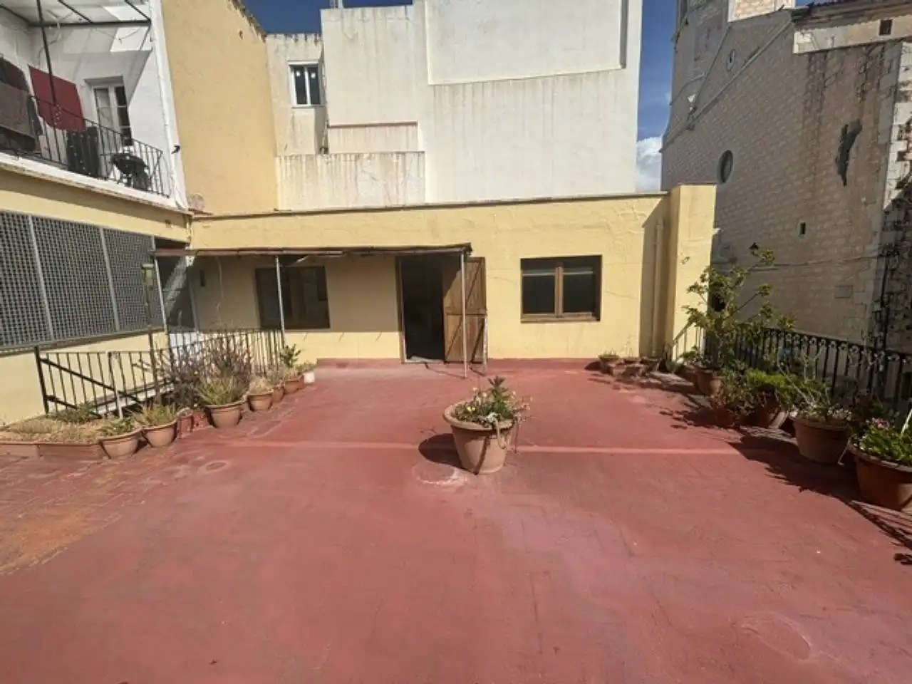 Vista exterior de Casa o xalet en venda en Cubelles amb Terrassa