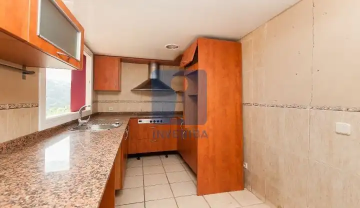 Kitchen of Houses for sale in Barcelona  with Heating and Terrace