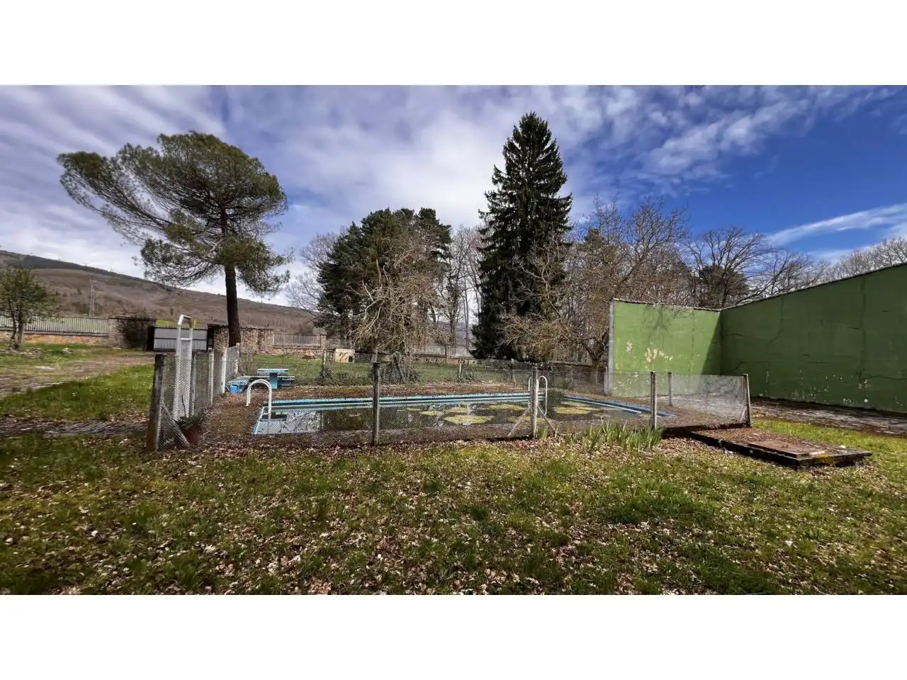 Jardí de Casa o xalet en venda en Merindad de Montija amb Calefacció, Jardí privat i Parquet