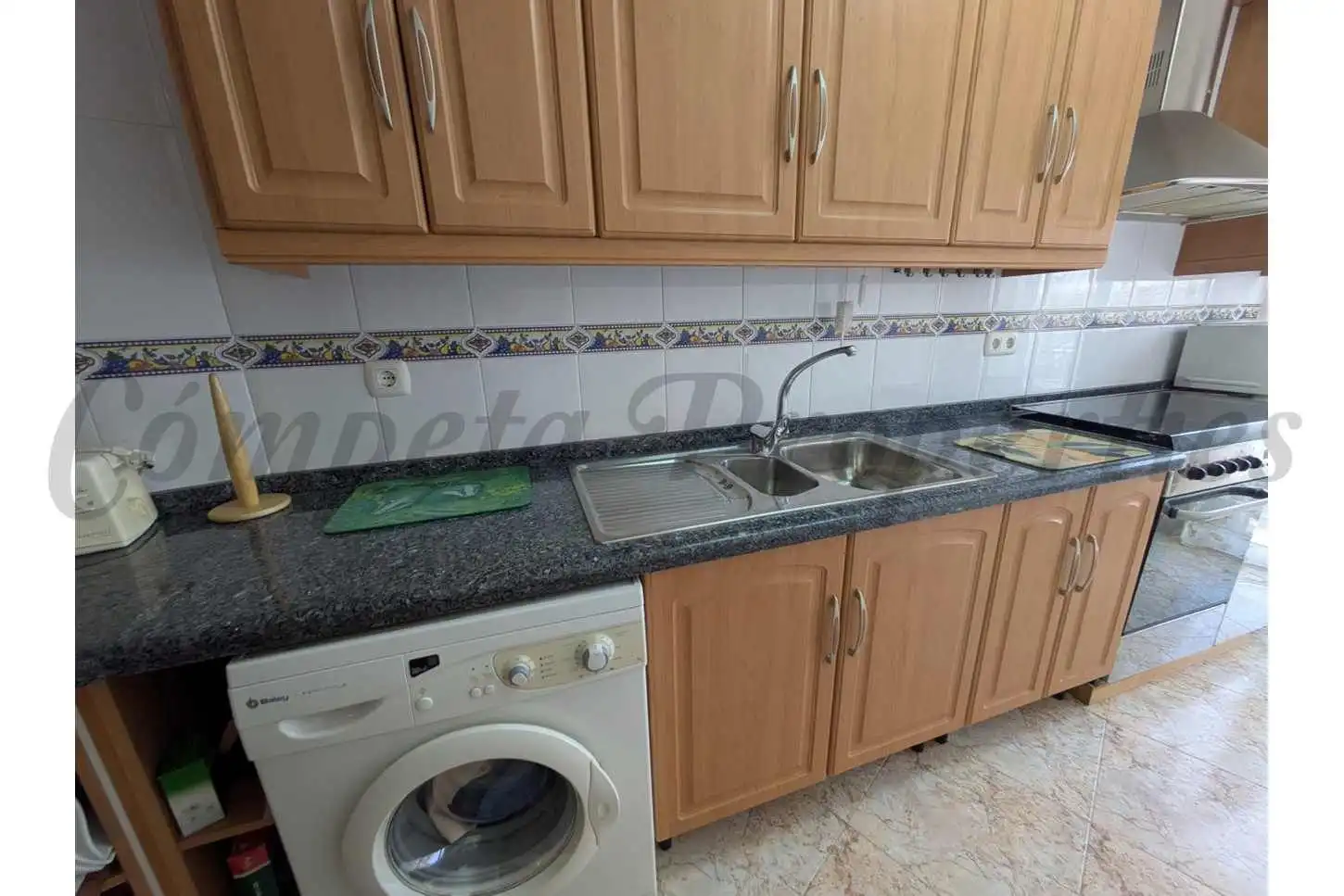 Cuina de Casa o xalet en venda en Nerja amb Terrassa, Traster i Balcó