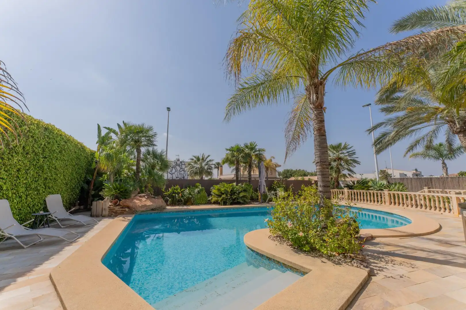Swimming pool of Houses for sale in Elche / Elx  with Air Conditioner, Heating and Private garden