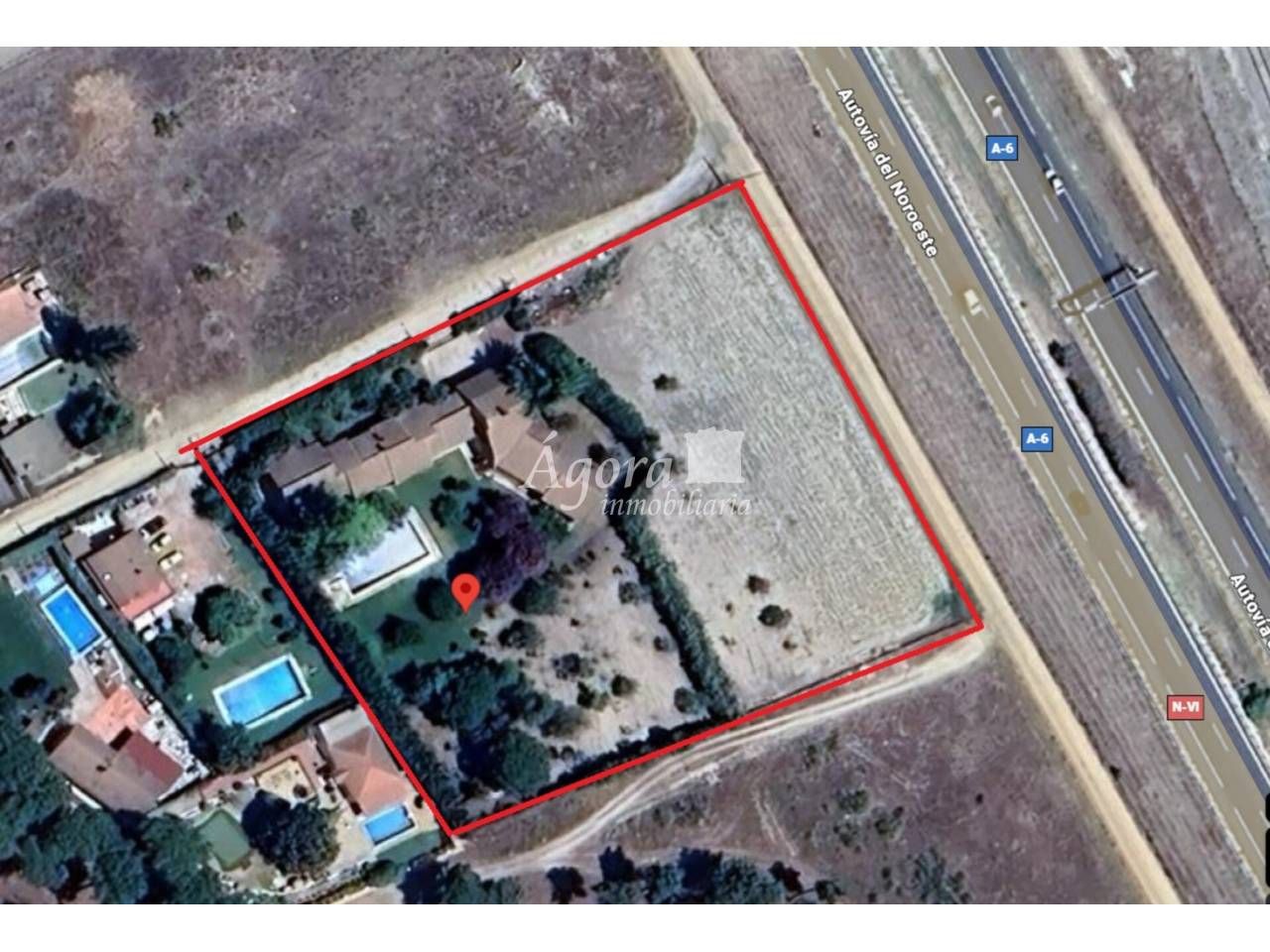 Casa adosada en venda en Medina del Campo amb Jardí privat i Piscina