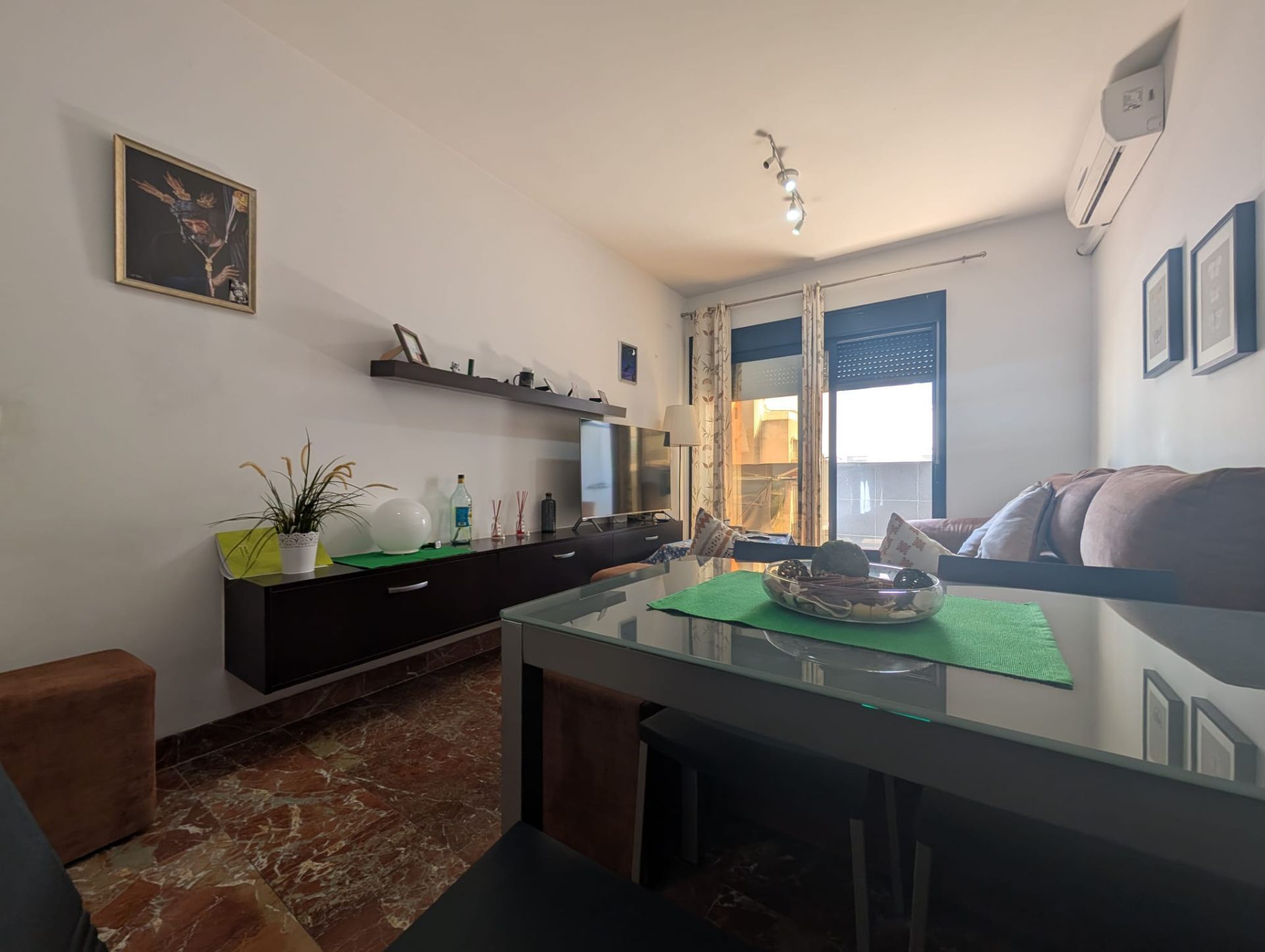 Sala d'estar de Pis en venda en  Huelva Capital amb Terrassa i Moblat