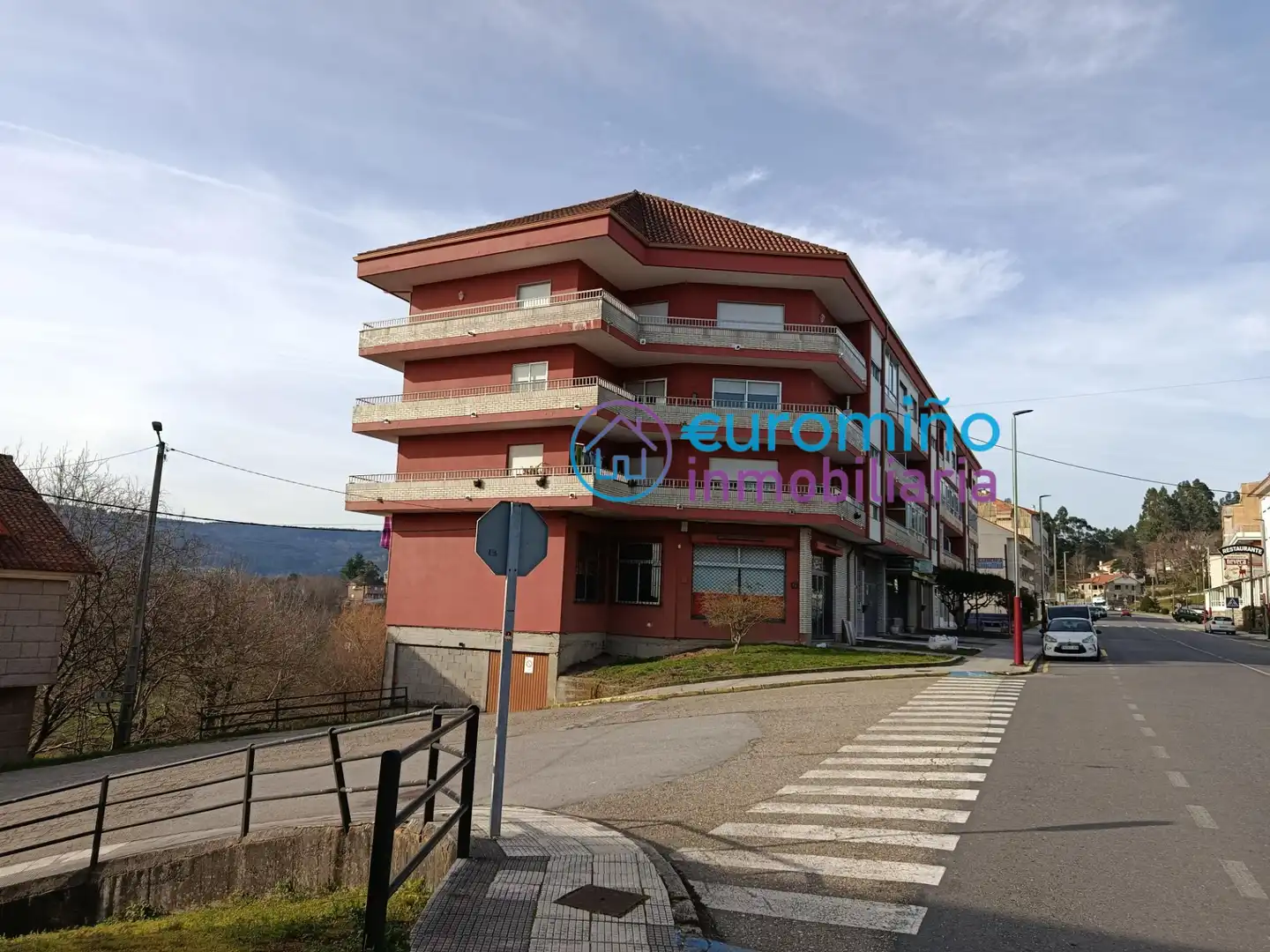 Vista exterior de Piso en venta en A Cañiza   con Calefacción, Trastero y Amueblado