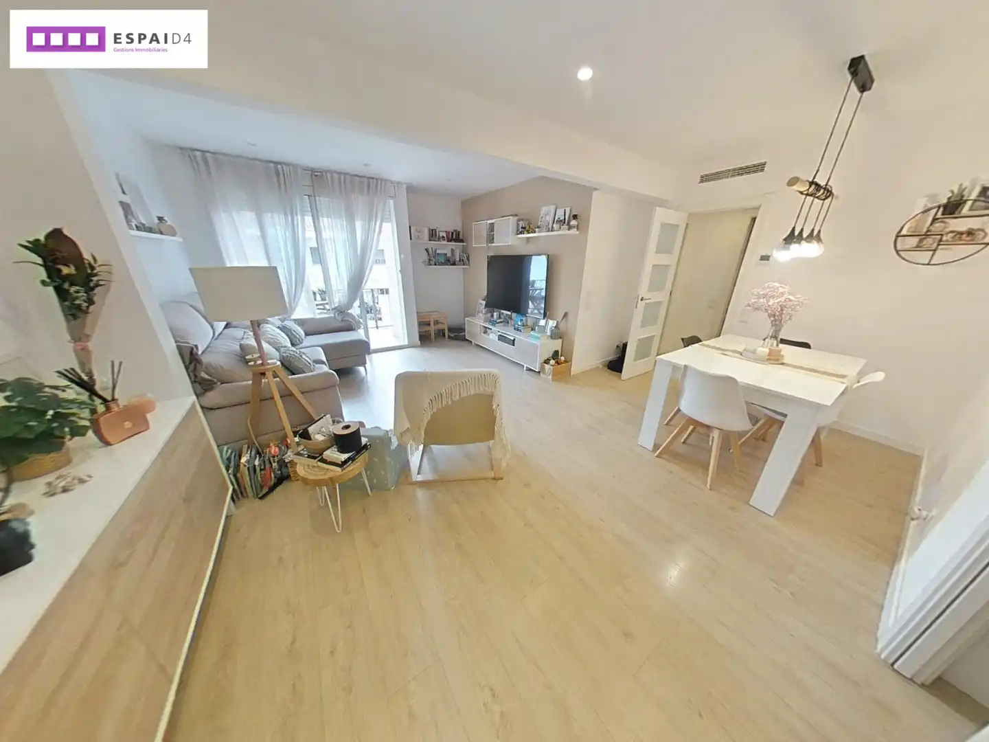 Flat with terrace for sale in Carrer de Sant Salvador, imagen 3