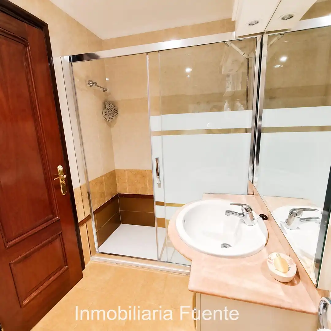 Badezimmer von Wohnung zum Verkauf in Zalla  mit Heizung, Abstellraum und Möbliert