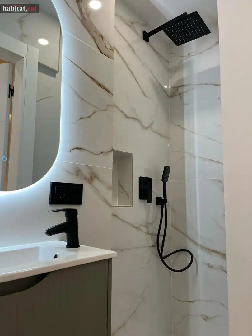 Baño de Oficina en venta en Vilanova i la Geltrú con Calefacción