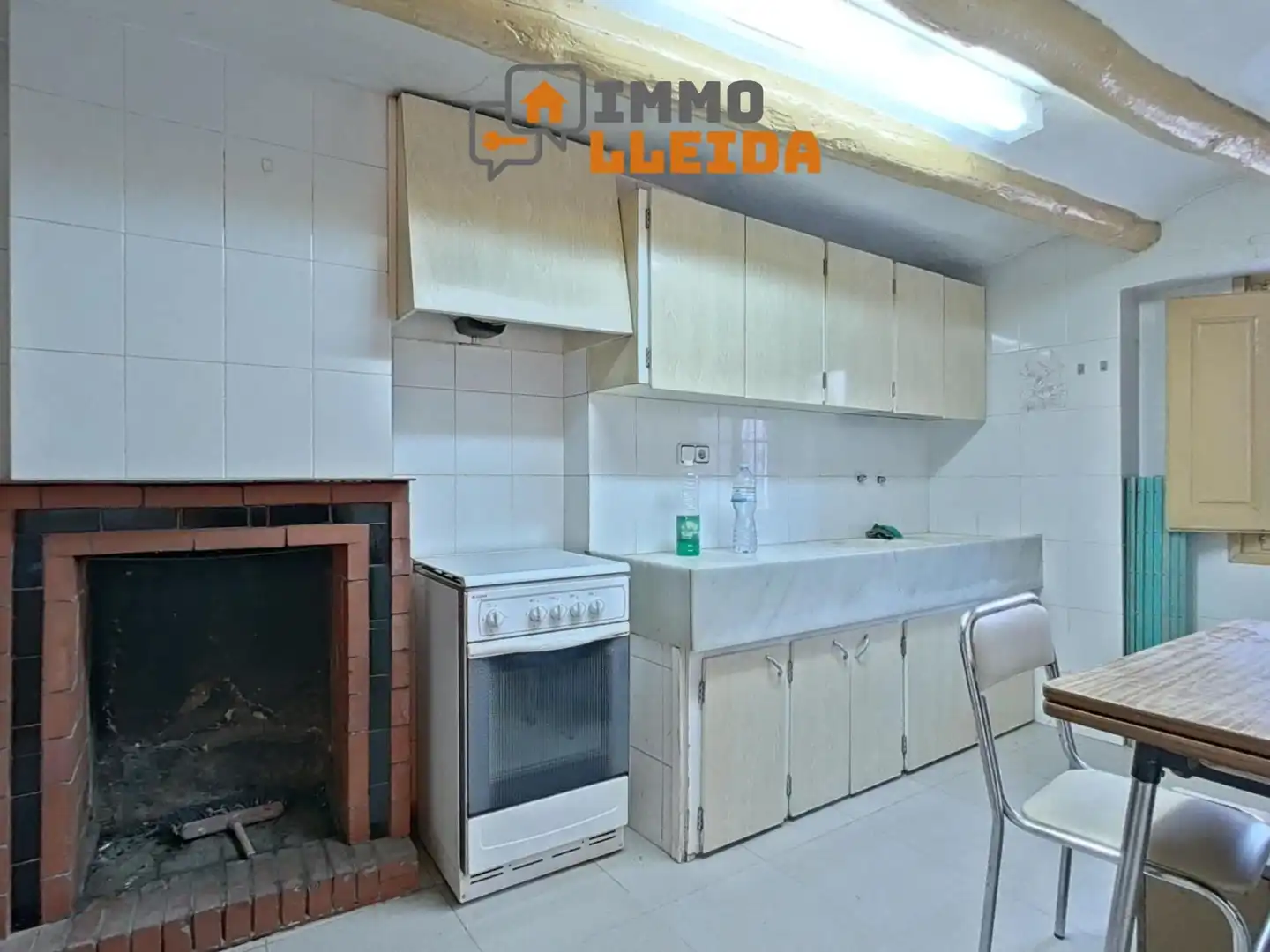 Cocina de Casa adosada en venta en Cervera con Trastero y Amueblado
