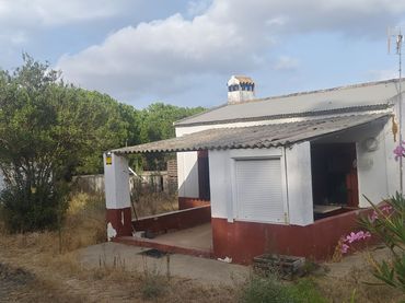 Country house for sale in Gibraleón