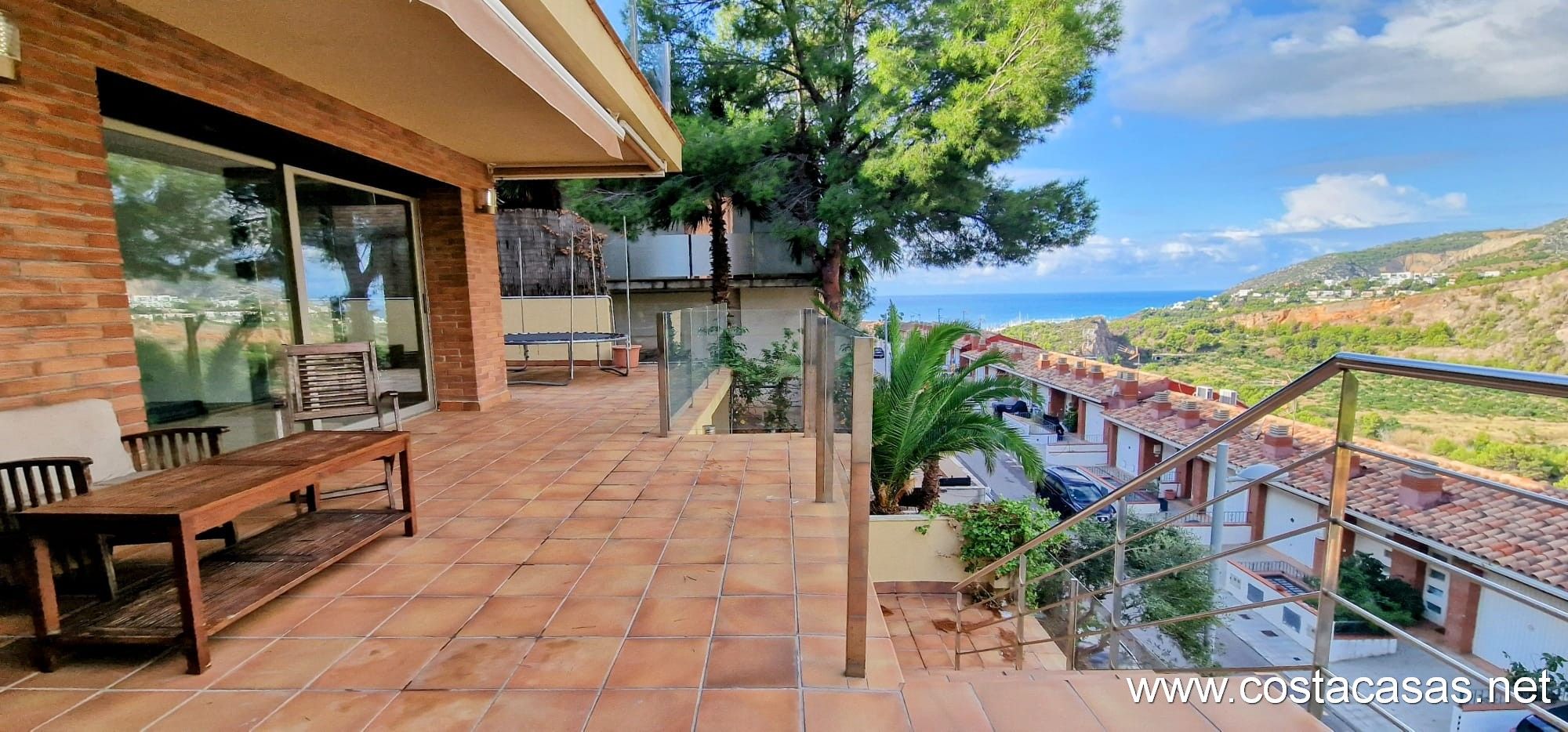 Exterior view of House or chalet to rent in Sitges  with Air Conditioner, Heating and Private garden