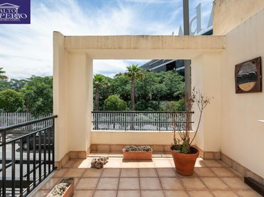 Casa a schiera in vendita a Calle Calle Hipócrates