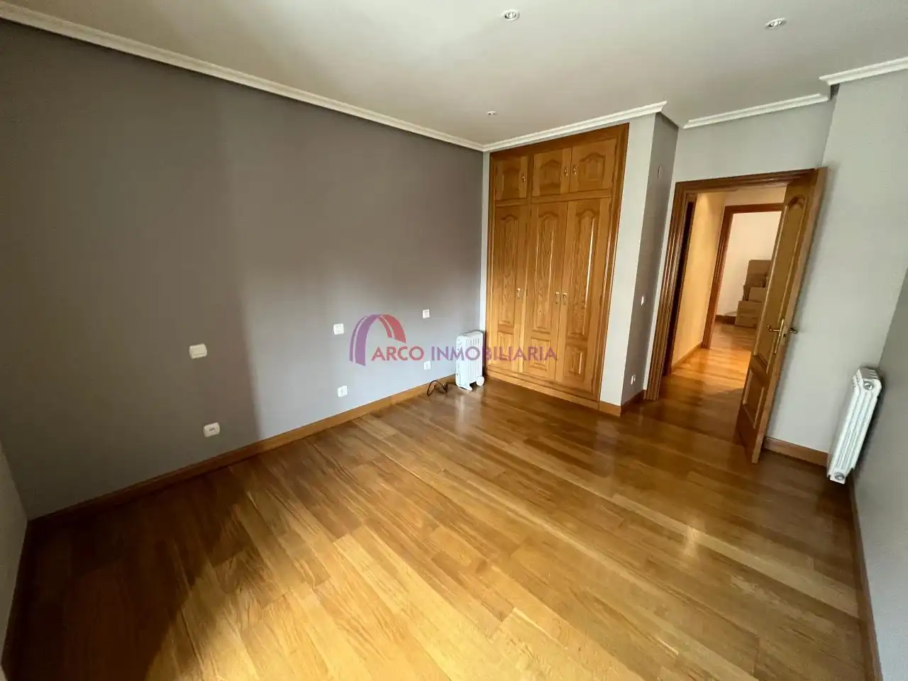 Bedroom of Flat for sale in Casco Antiguo