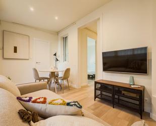 Living room of Apartment to rent in  Barcelona Capital  with Air Conditioner, Terrace and Balcony