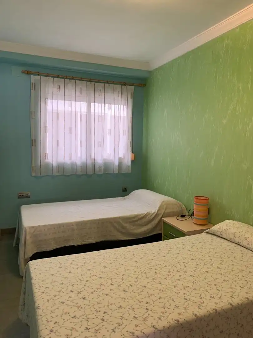 Schlafzimmer von Erdgeschoss zum Verkauf in Valencia mit Terrasse, Abstellraum und Möbliert