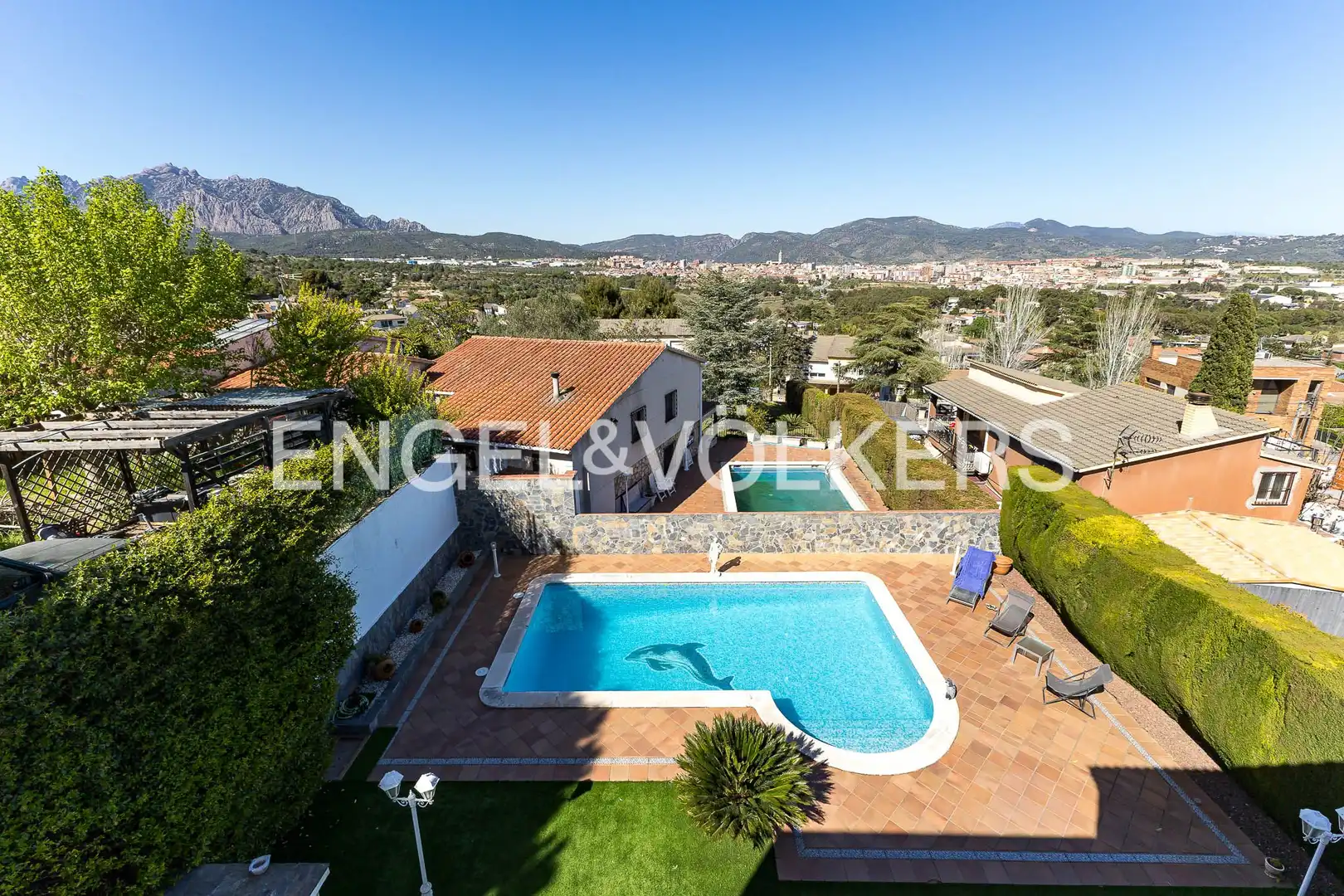 Vista exterior de Casa o chalet en venta en Esparreguera con Aire acondicionado, Calefacción y Jardín privado