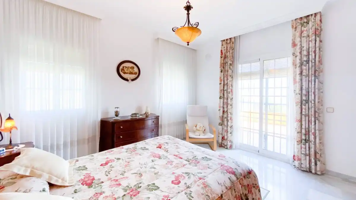 Habitación de Casa o chalet en venta en Mijas con Calefacción, Jardín privado y Terraza