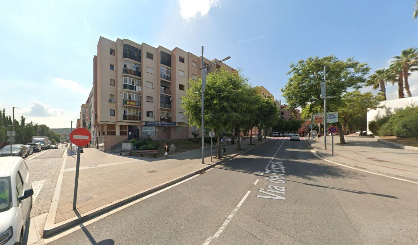 Exterior view of Flat for sale in Sant Andreu de la Barca  with Furnished, Oven and Balcony