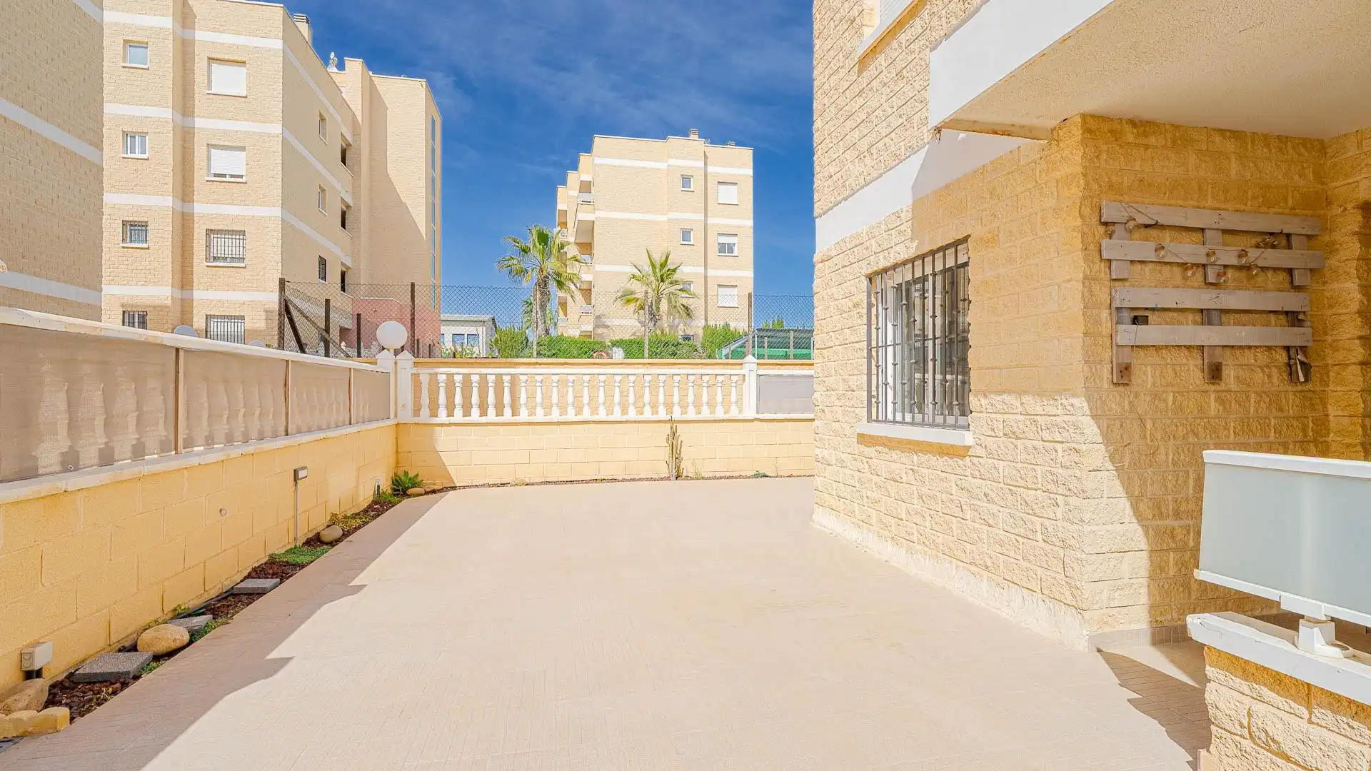 Terrace of Ground floor for sale in Torrevieja  with Private garden, Terrace and Storage room