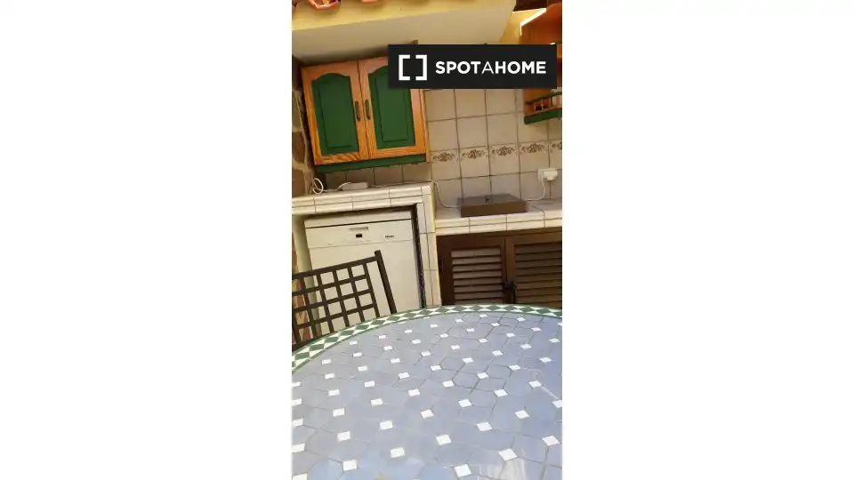 Room in Alcalá