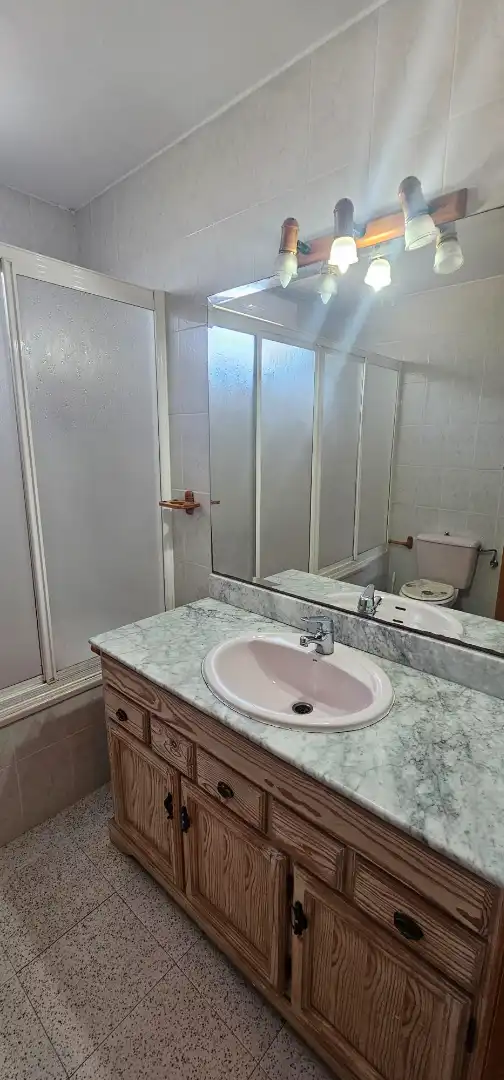 Maison mitoyenne avec terrasse à louer à Carrer de Verdaguer, imagen 20