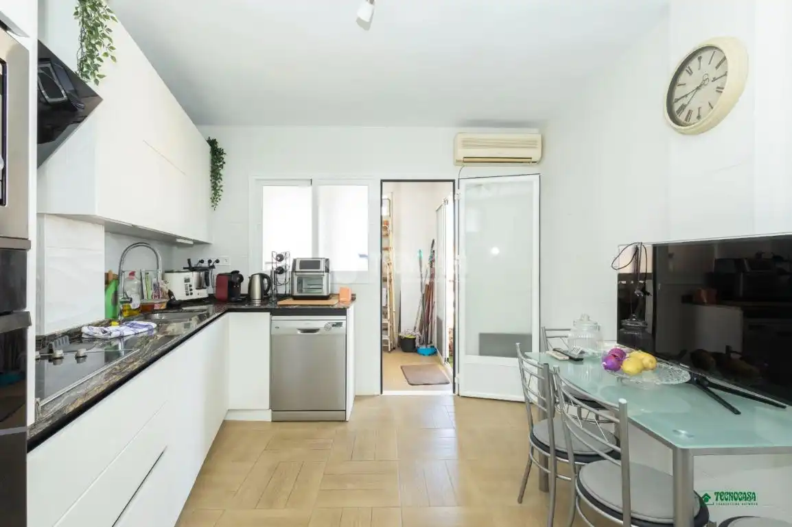 Cocina de Piso en venta en Almería con Terraza