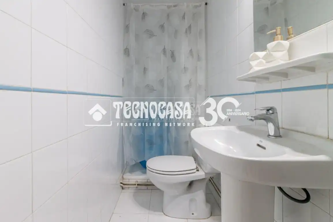 Baño de Piso en venta en Madrid con Aire acondicionado y Calefacción
