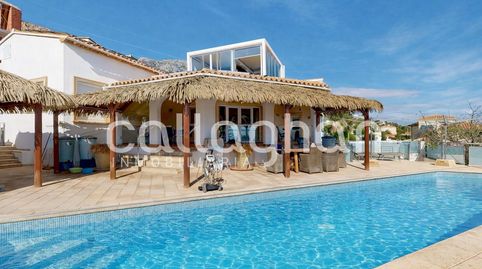 Villa de lujo con cine privado, spa y energía solar en Calpe  Zona Les Cucarres