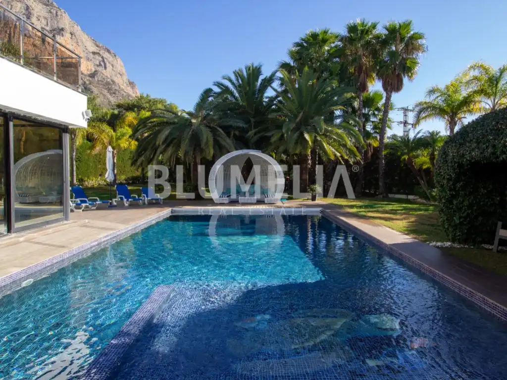 Houses for sale in Calle Tejo, Montgó - Ermita
