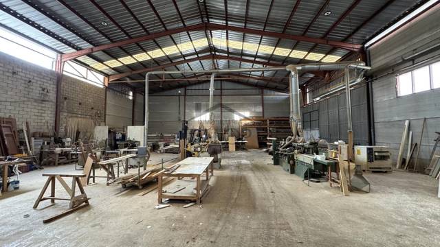 Nave industrial en Alquiler en Carcaixent