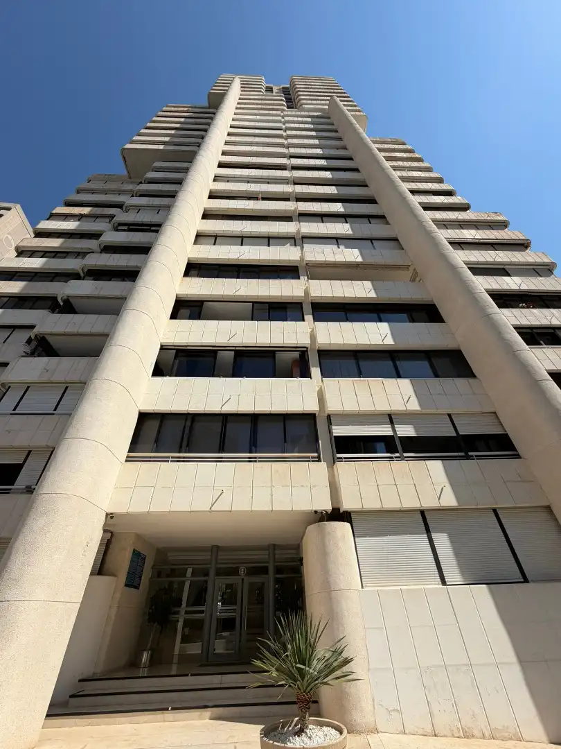 Außenansicht von Wohnungen zur Miete in Benidorm mit Klimaanlage, Möbliert und Ofen