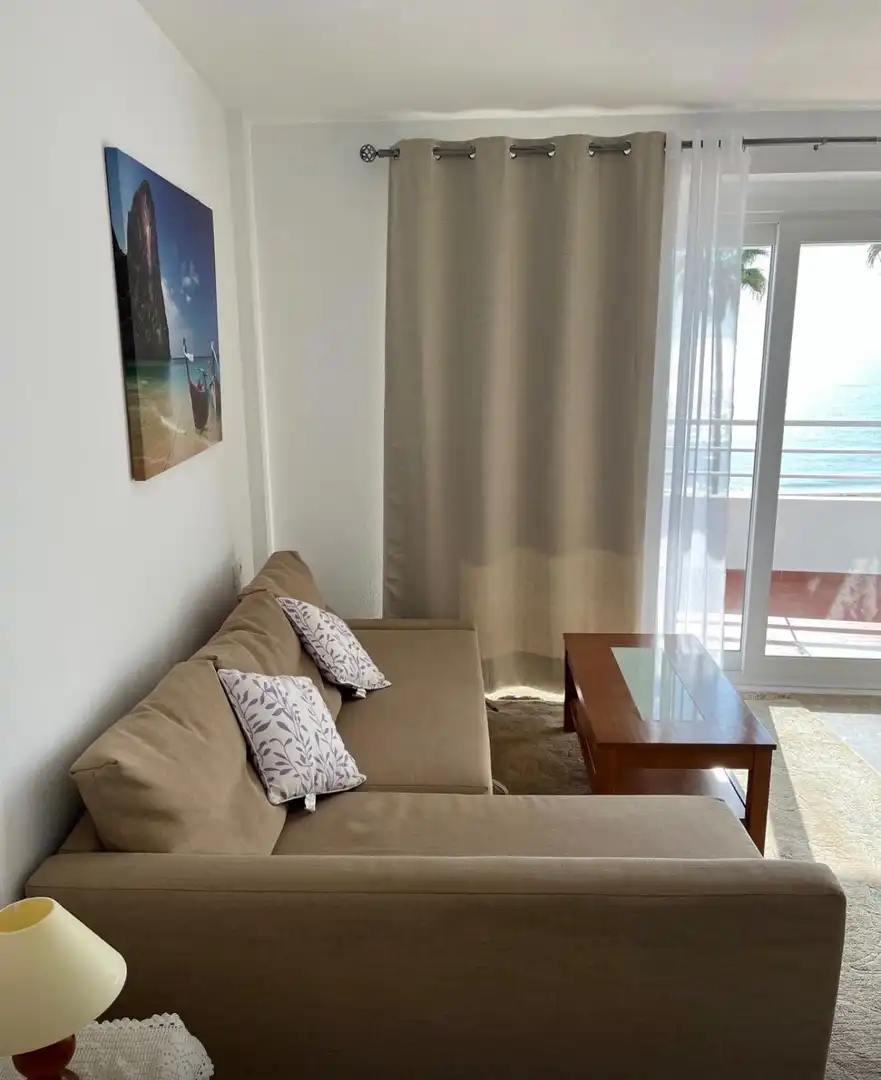 Wohnzimmer von Wohnung zur Miete in Mijas mit Klimaanlage, Heizung und Terrasse