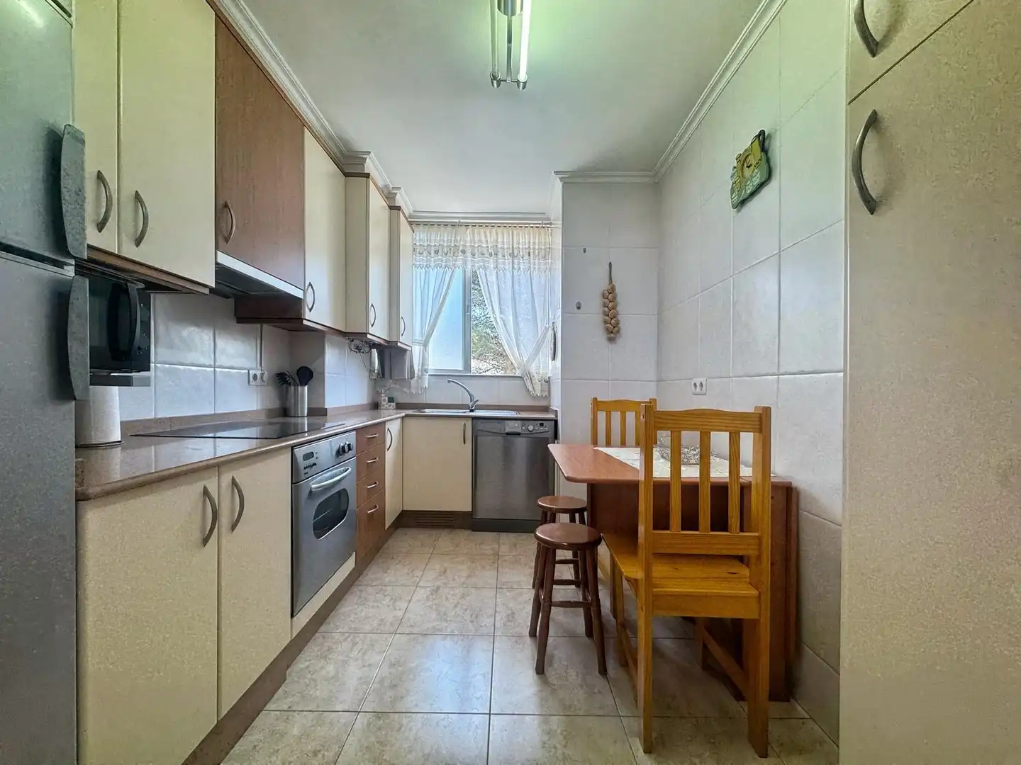 Cocina de Piso en venta en Vigo  con Calefacción, Terraza y Amueblado