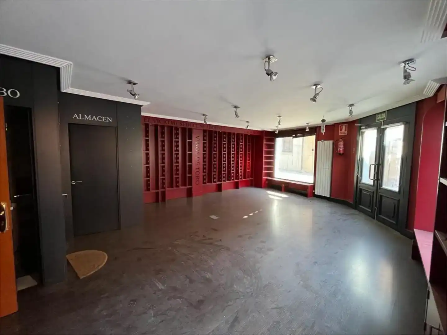 Local de alquiler en Toro con Parquet
